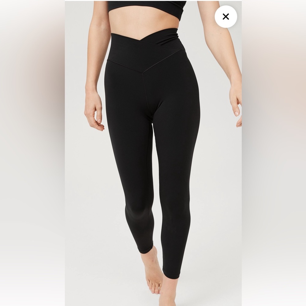 OFFLINE by Aerie Real Me High Waisted Crossover Legging 7/8 length